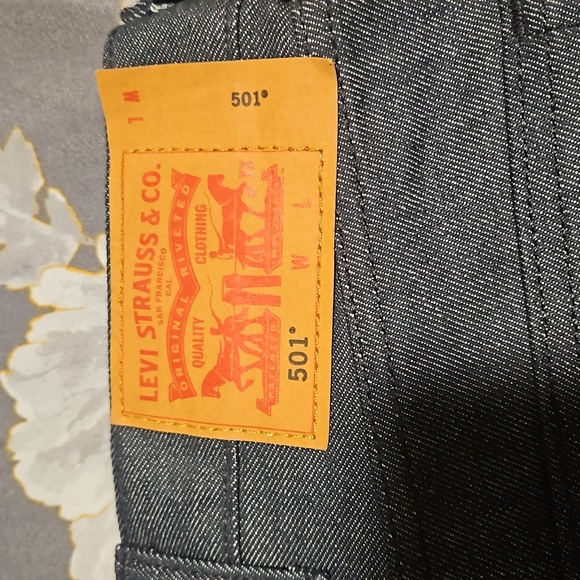 Levi's 501 Mens Jeans - Picture 3 of 7